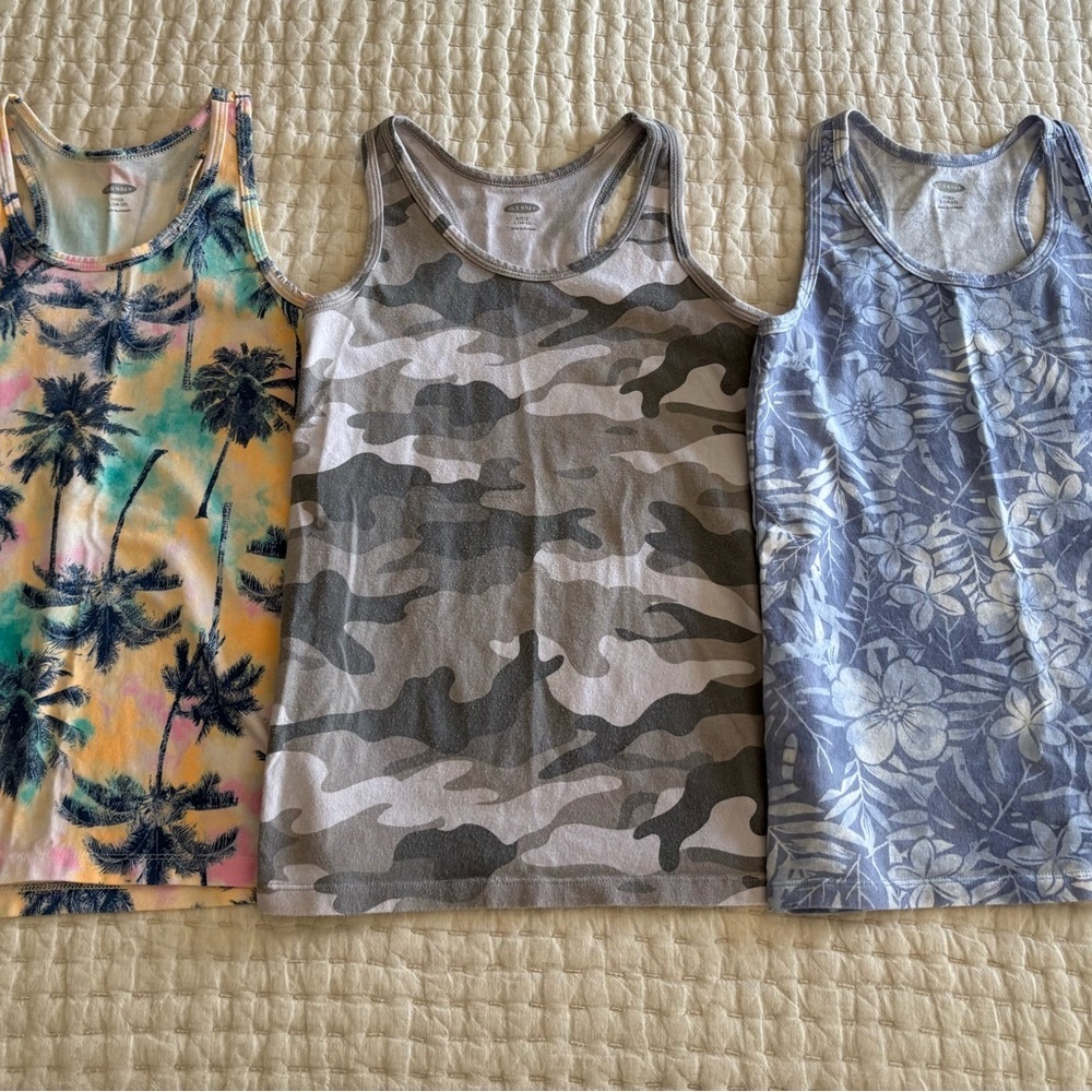 Old Navy girls Tank Tops - Multi design
